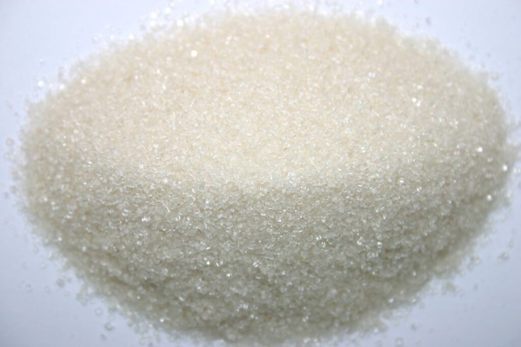 raw cane sugar, a common form of Brazilian sugar for refineries